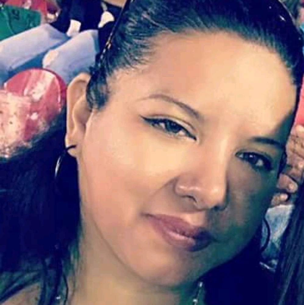 Meet your Posher, Adriana